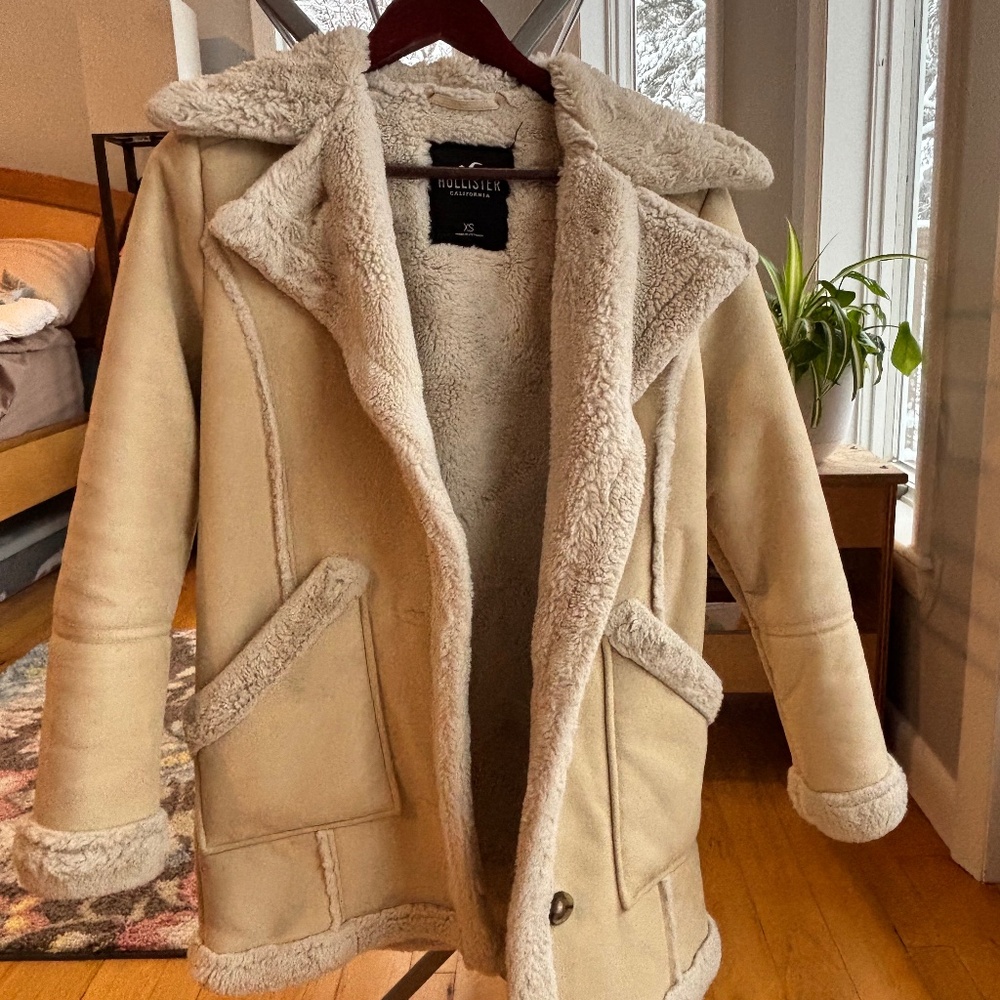 Hollister Faux Suede Half Jacket – Women’s Casual Outerwear